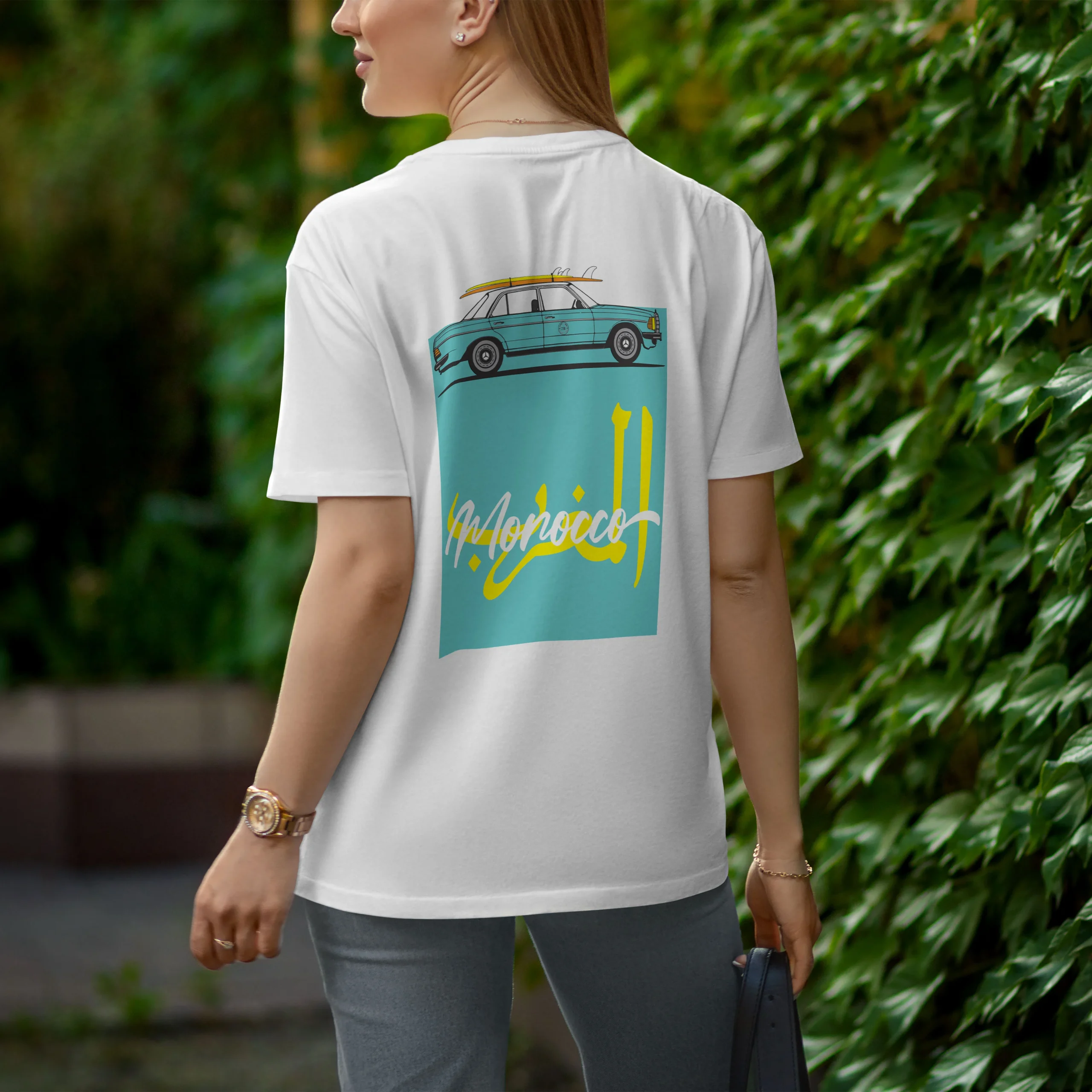T_Shirt_Mockup_0711